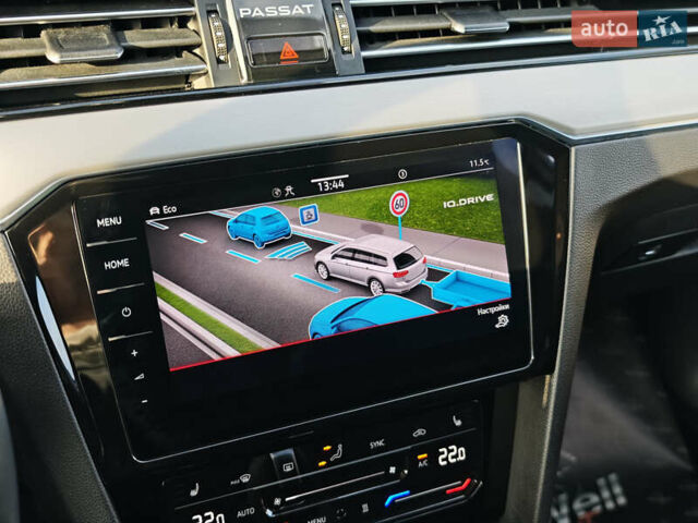 Белый Фольксваген Пассат, объемом двигателя 2 л и пробегом 202 тыс. км за 24999 $, фото 42 на Automoto.ua