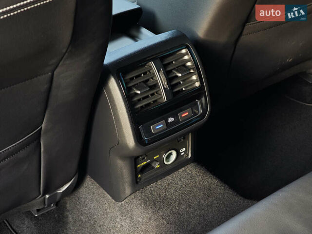 Белый Фольксваген Пассат, объемом двигателя 2 л и пробегом 202 тыс. км за 24999 $, фото 62 на Automoto.ua