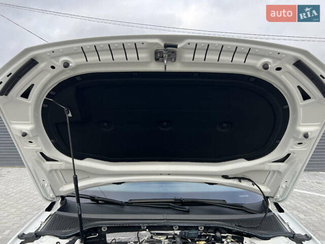 Білий Фольксваген Пассат, об'ємом двигуна 2 л та пробігом 186 тис. км за 21500 $, фото 52 на Automoto.ua