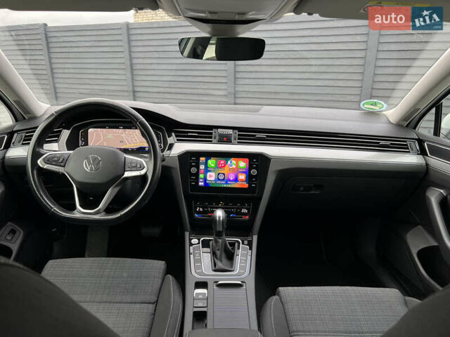 Білий Фольксваген Пассат, об'ємом двигуна 2 л та пробігом 186 тис. км за 21500 $, фото 29 на Automoto.ua