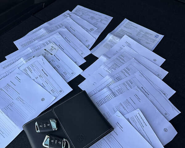 Фольксваген Пассат 2021 в Умани на Automoto.ua Белый Фольксваген Пассат, объемом двигателя 2 л и пробегом 155 тыс. км за 25000 $, фото 2 на Automoto.ua