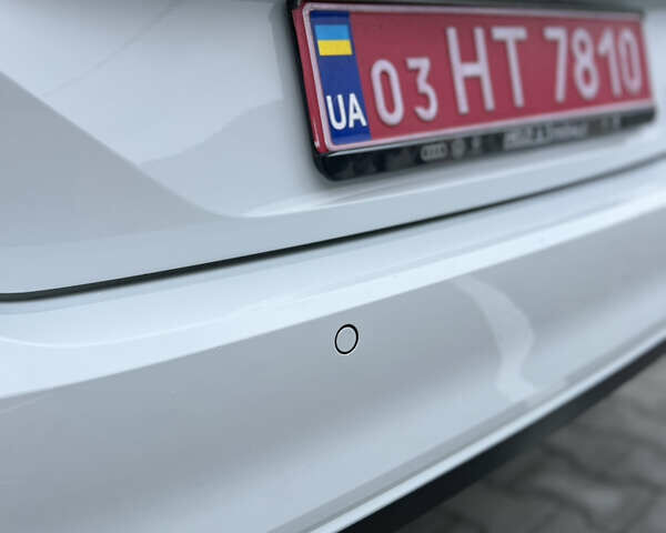 Білий Фольксваген Пассат, об'ємом двигуна 2 л та пробігом 186 тис. км за 21500 $, фото 15 на Automoto.ua