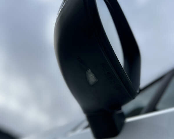 Білий Фольксваген Пассат, об'ємом двигуна 2 л та пробігом 186 тис. км за 21500 $, фото 18 на Automoto.ua