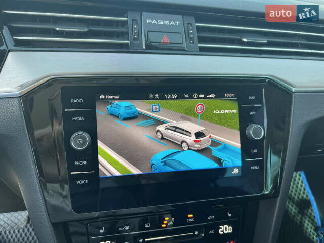 Білий Фольксваген Пассат, об'ємом двигуна 1.97 л та пробігом 226 тис. км за 23900 $, фото 26 на Automoto.ua