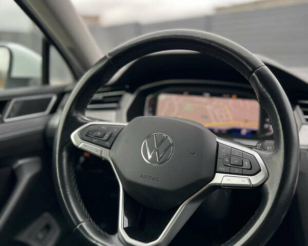 Білий Фольксваген Пассат, об'ємом двигуна 2 л та пробігом 186 тис. км за 21500 $, фото 30 на Automoto.ua