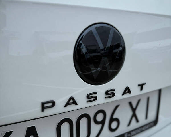 Фольксваген Пассат 2021 у Києві на Automoto.ua Білий Фольксваген Пассат, об'ємом двигуна 2 л та пробігом 107 тис. км за 32450 $, фото 13 на Automoto.ua
