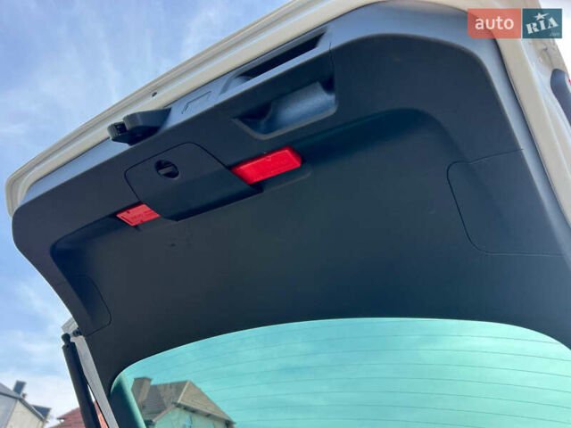 Фольксваген Пассат 2021 в Луцке на Automoto.ua Белый Фольксваген Пассат, объемом двигателя 1.97 л и пробегом 225 тыс. км за 25122 $, фото 24 на Automoto.ua