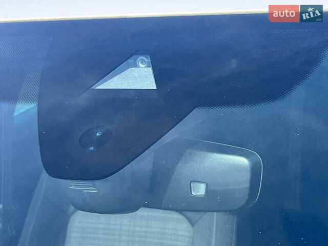 Фольксваген Пассат 2021 в Луцке на Automoto.ua Белый Фольксваген Пассат, объемом двигателя 1.97 л и пробегом 225 тыс. км за 25122 $, фото 10 на Automoto.ua