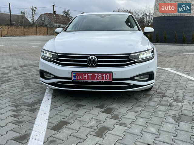 Білий Фольксваген Пассат, об'ємом двигуна 2 л та пробігом 186 тис. км за 21500 $, фото 10 на Automoto.ua