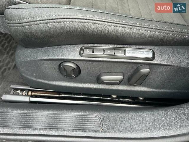 Белый Фольксваген Пассат, объемом двигателя 1.97 л и пробегом 215 тыс. км за 24500 $, фото 24 на Automoto.ua