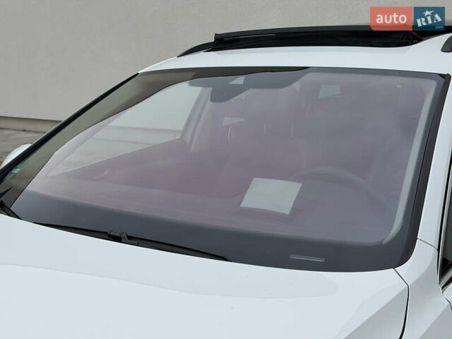 Білий Фольксваген Пассат, об'ємом двигуна 2 л та пробігом 156 тис. км за 26999 $, фото 11 на Automoto.ua