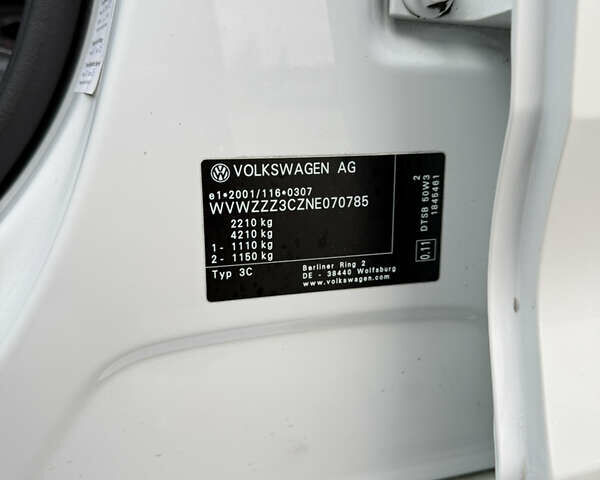 Белый Фольксваген Пассат, объемом двигателя 2 л и пробегом 205 тыс. км за 27500 $, фото 75 на Automoto.ua