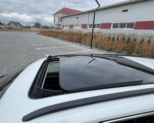 Белый Фольксваген Пассат, объемом двигателя 1.97 л и пробегом 168 тыс. км за 27349 $, фото 96 на Automoto.ua