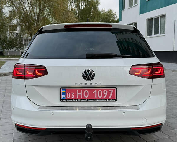 Белый Фольксваген Пассат, объемом двигателя 2 л и пробегом 205 тыс. км за 27500 $, фото 174 на Automoto.ua