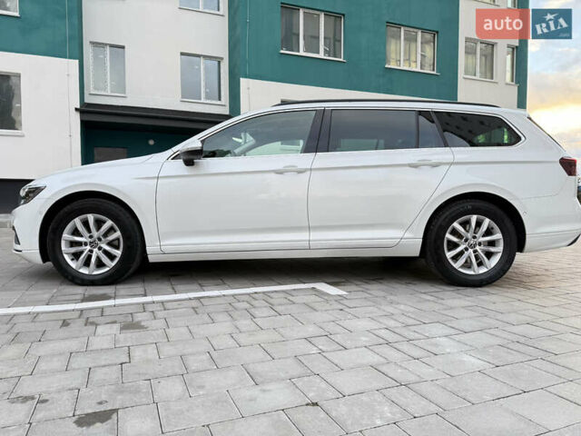 Белый Фольксваген Пассат, объемом двигателя 2 л и пробегом 205 тыс. км за 27500 $, фото 13 на Automoto.ua