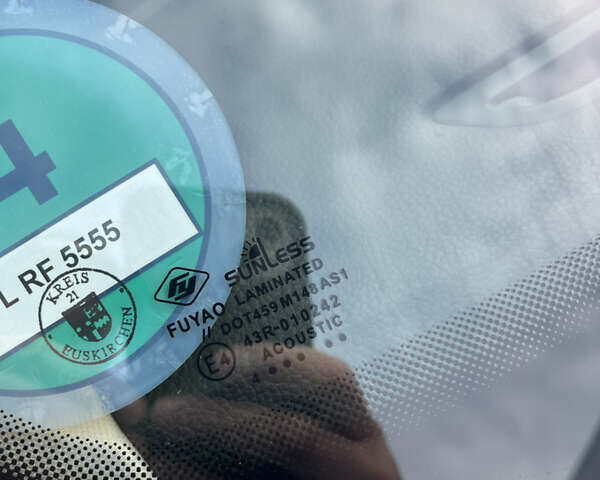 Белый Фольксваген Пассат, объемом двигателя 1.97 л и пробегом 168 тыс. км за 27349 $, фото 23 на Automoto.ua