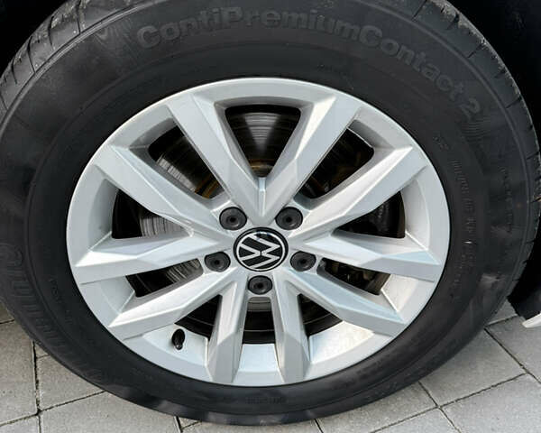 Белый Фольксваген Пассат, объемом двигателя 2 л и пробегом 205 тыс. км за 27500 $, фото 44 на Automoto.ua