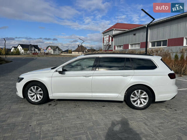 Белый Фольксваген Пассат, объемом двигателя 1.97 л и пробегом 168 тыс. км за 27349 $, фото 3 на Automoto.ua