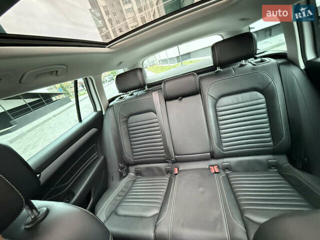 Белый Фольксваген Пассат, объемом двигателя 2 л и пробегом 205 тыс. км за 27500 $, фото 85 на Automoto.ua