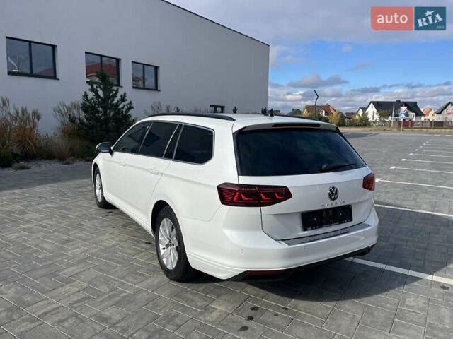 Белый Фольксваген Пассат, объемом двигателя 1.97 л и пробегом 168 тыс. км за 27349 $, фото 5 на Automoto.ua