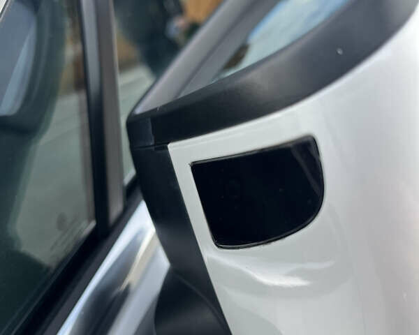 Белый Фольксваген Пассат, объемом двигателя 1.97 л и пробегом 168 тыс. км за 27349 $, фото 34 на Automoto.ua