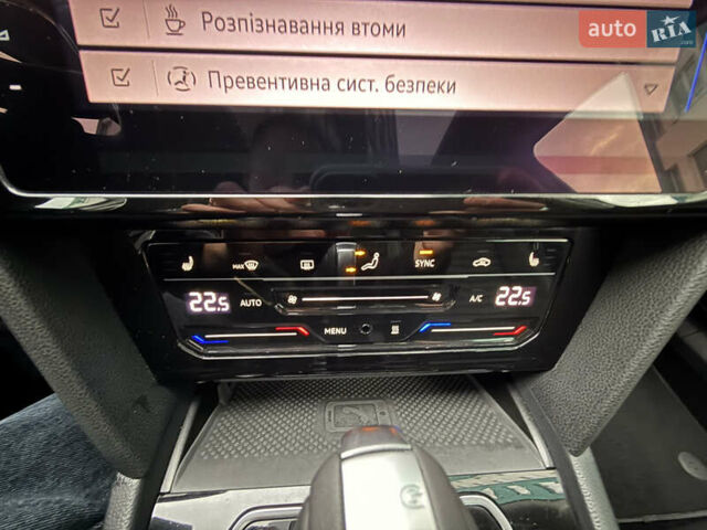 Белый Фольксваген Пассат, объемом двигателя 2 л и пробегом 205 тыс. км за 27500 $, фото 132 на Automoto.ua