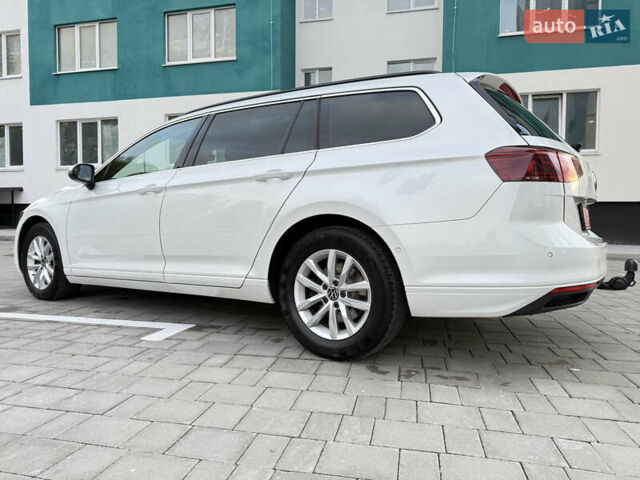 Белый Фольксваген Пассат, объемом двигателя 2 л и пробегом 205 тыс. км за 27500 $, фото 16 на Automoto.ua