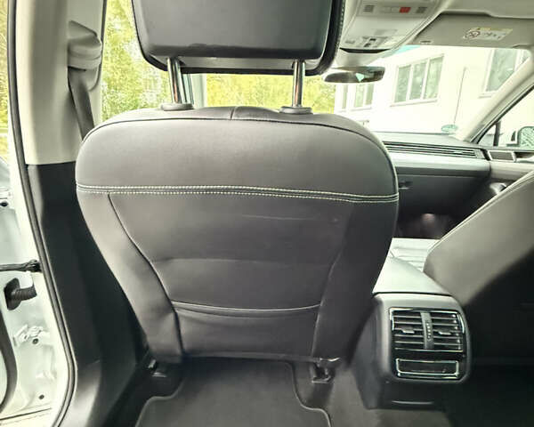 Белый Фольксваген Пассат, объемом двигателя 2 л и пробегом 205 тыс. км за 27500 $, фото 99 на Automoto.ua