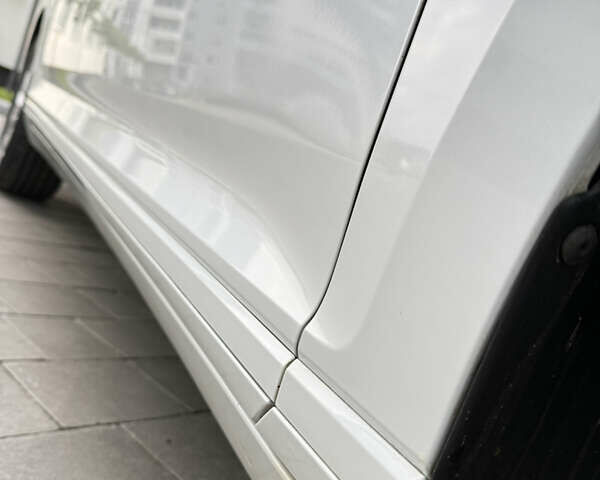 Белый Фольксваген Пассат, объемом двигателя 2 л и пробегом 205 тыс. км за 27500 $, фото 55 на Automoto.ua