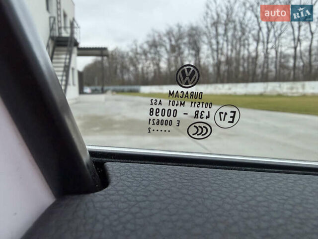 Білий Фольксваген Пассат, об'ємом двигуна 2 л та пробігом 156 тис. км за 26999 $, фото 12 на Automoto.ua