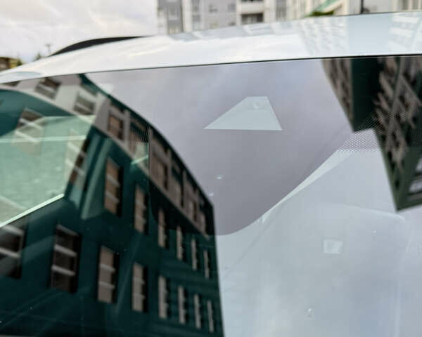 Белый Фольксваген Пассат, объемом двигателя 2 л и пробегом 205 тыс. км за 27500 $, фото 60 на Automoto.ua