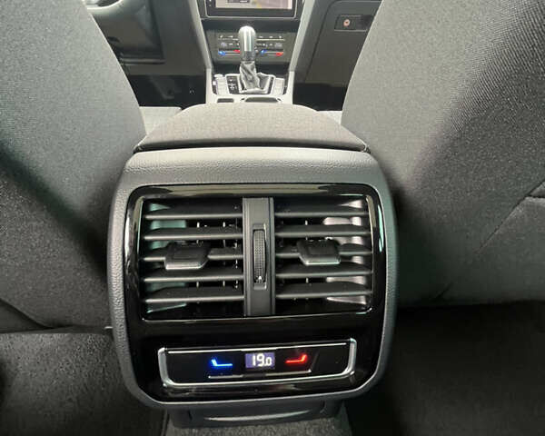 Белый Фольксваген Пассат, объемом двигателя 1.97 л и пробегом 168 тыс. км за 27349 $, фото 64 на Automoto.ua