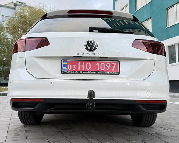 Белый Фольксваген Пассат, объемом двигателя 2 л и пробегом 205 тыс. км за 27500 $, фото 26 на Automoto.ua