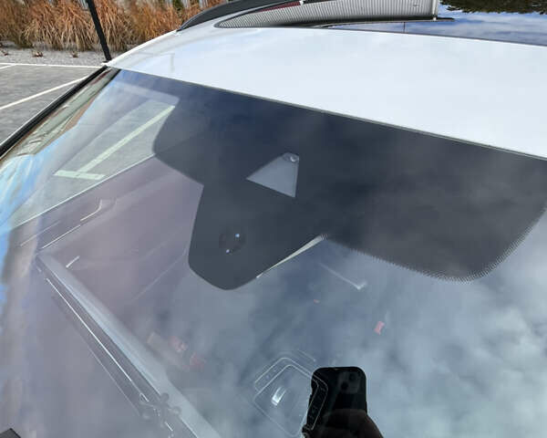 Белый Фольксваген Пассат, объемом двигателя 1.97 л и пробегом 168 тыс. км за 27349 $, фото 38 на Automoto.ua