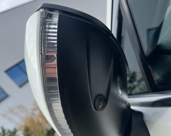 Белый Фольксваген Пассат, объемом двигателя 1.97 л и пробегом 168 тыс. км за 27349 $, фото 35 на Automoto.ua