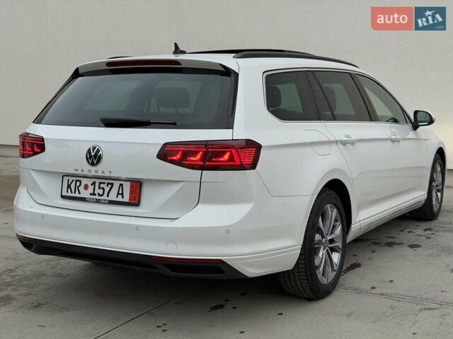 Білий Фольксваген Пассат, об'ємом двигуна 2 л та пробігом 156 тис. км за 26999 $, фото 6 на Automoto.ua