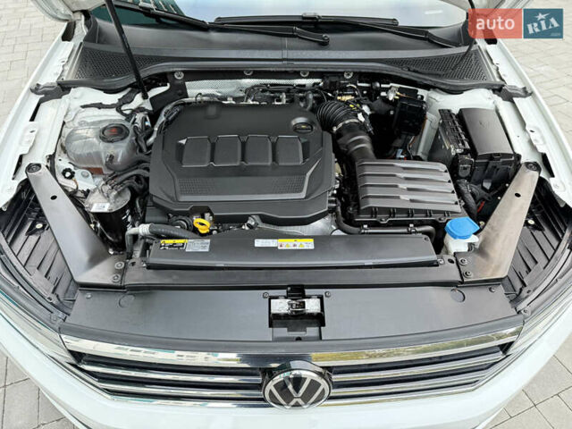 Белый Фольксваген Пассат, объемом двигателя 2 л и пробегом 205 тыс. км за 27500 $, фото 62 на Automoto.ua