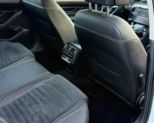 Белый Фольксваген Пассат, объемом двигателя 2 л и пробегом 197 тыс. км за 23700 $, фото 47 на Automoto.ua