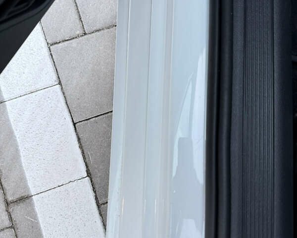 Белый Фольксваген Пассат, объемом двигателя 2 л и пробегом 205 тыс. км за 27500 $, фото 149 на Automoto.ua