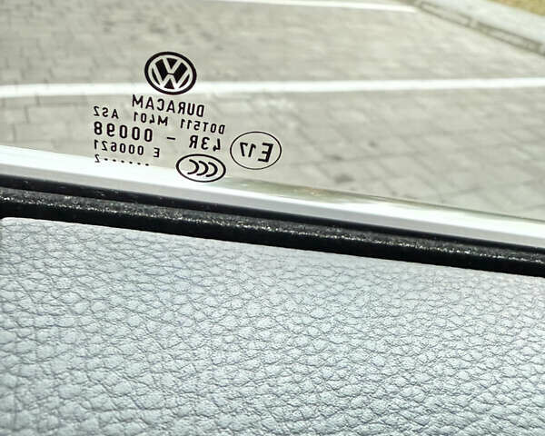 Белый Фольксваген Пассат, объемом двигателя 2 л и пробегом 205 тыс. км за 27500 $, фото 140 на Automoto.ua