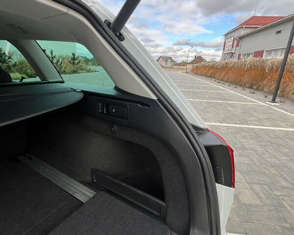 Белый Фольксваген Пассат, объемом двигателя 1.97 л и пробегом 168 тыс. км за 27349 $, фото 52 на Automoto.ua