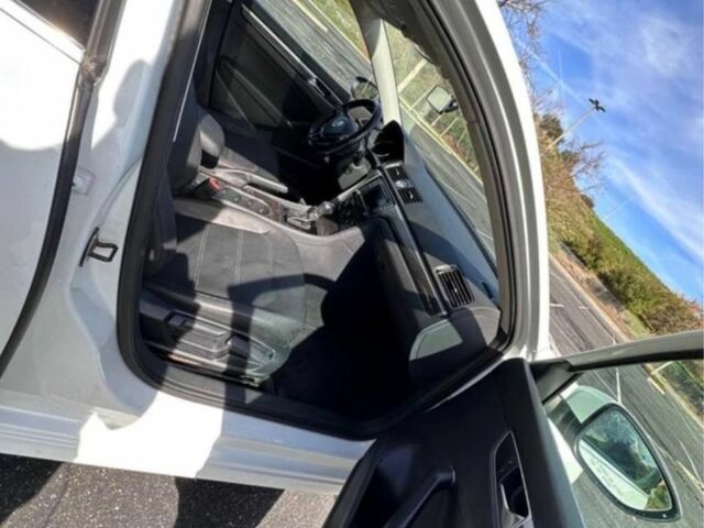 Белый Фольксваген Пассат, объемом двигателя 0 л и пробегом 130 тыс. км за 7800 $, фото 8 на Automoto.ua