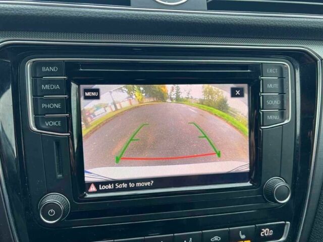 Фольксваген Пассат 2017 в Киеве на Automoto.ua Белый Фольксваген Пассат, объемом двигателя 0 л и пробегом 98 тыс. км за 9700 $, фото 14 на Automoto.ua