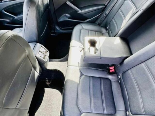 Белый Фольксваген Пассат, объемом двигателя 0 л и пробегом 130 тыс. км за 7800 $, фото 9 на Automoto.ua