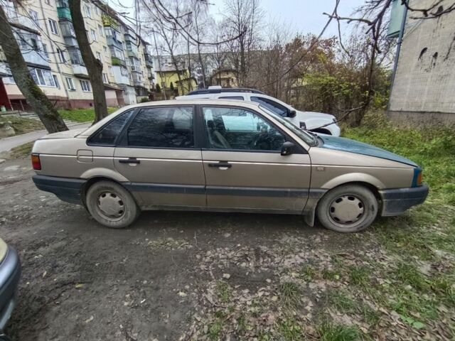 Бежевый Фольксваген Пассат, объемом двигателя 2 л и пробегом 426 тыс. км за 2200 $, фото 2 на Automoto.ua