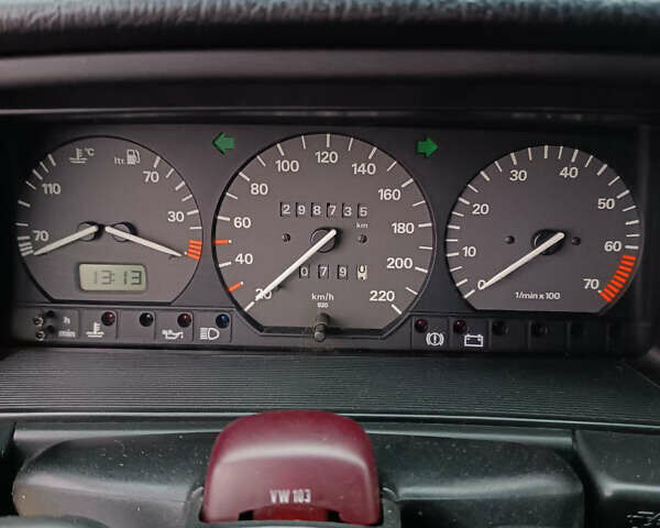 Бежевый Фольксваген Пассат, объемом двигателя 1.8 л и пробегом 298 тыс. км за 2500 $, фото 3 на Automoto.ua