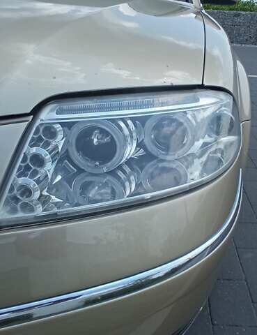 Бежевый Фольксваген Пассат, объемом двигателя 1.6 л и пробегом 300 тыс. км за 5000 $, фото 15 на Automoto.ua