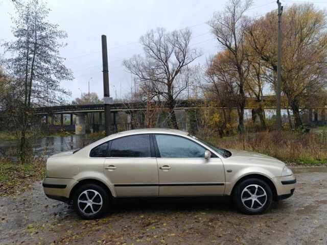 Бежевий Фольксваген Пассат, об'ємом двигуна 1.9 л та пробігом 374 тис. км за 2200 $, фото 3 на Automoto.ua