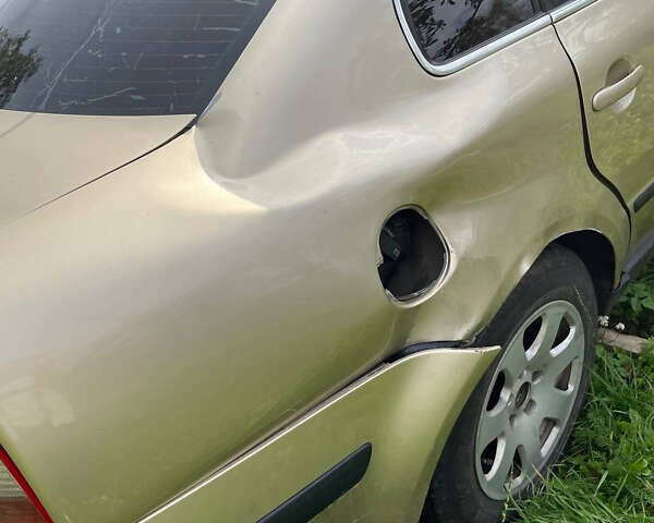 Бежевый Фольксваген Пассат, объемом двигателя 1.9 л и пробегом 315 тыс. км за 2900 $, фото 3 на Automoto.ua