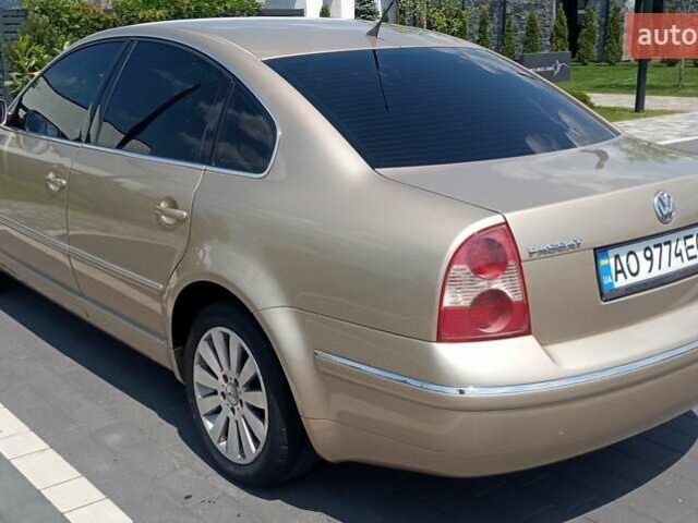 Бежевый Фольксваген Пассат, объемом двигателя 1.6 л и пробегом 300 тыс. км за 5000 $, фото 13 на Automoto.ua